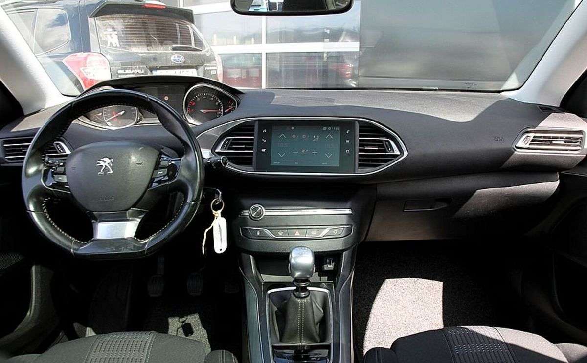 Peugeot 308